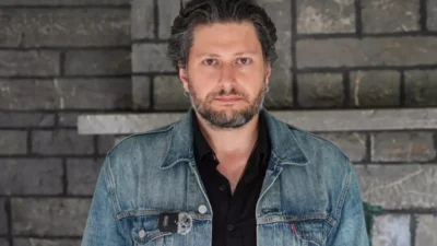 Cumhurbaşkanı'na yönelik paylaşıma ilişkin, "Cumhurbaşkanına suikast ve fiili saldırı" suçundan