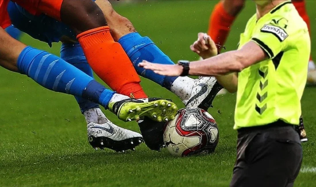 İstanbul Cumhuriyet Başsavcılığı’nın futbolda bahis soruşturması kapsamında yürüttüğü operasyonlarda, 12