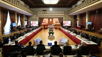 TBMM’de 5.5 saat süren kapalı görüşme sonrası beklenen oylama cuma