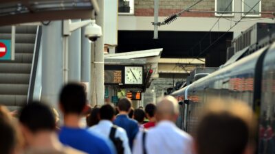 Bugün yürürlüğe giren zamlı tarifeyle Selçuk–Aliağa hattında uzun mesafe ücreti