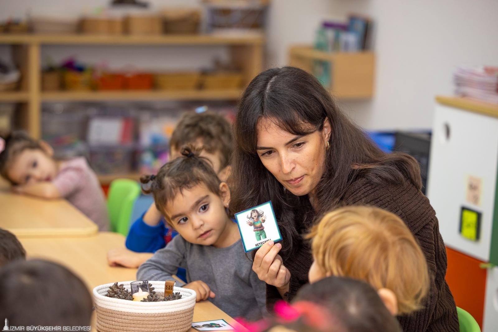İzmir’de 4 yaşında başladığı anaokuluna 25 yıl sonra öğretmen olarak