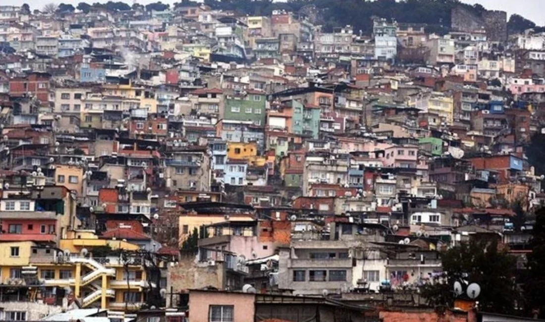 İzmir’in Buca ilçesinde 1960’lardan beri çözülemeyen Gecekondu Önleme Bölgesi imar