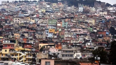 İzmir’in Buca ilçesinde 1960’lardan beri çözülemeyen Gecekondu Önleme Bölgesi imar