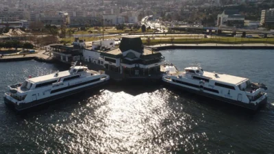 İzmir Konak İskelesi’nin “orta hasarlı” olduğu tespitinin ardından, Bostanlı ve