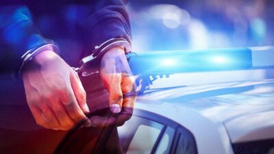 İzmir polisinin istihbarat üzerine takibe aldığı şüpheli A.O., Bornova’da durduruldu.