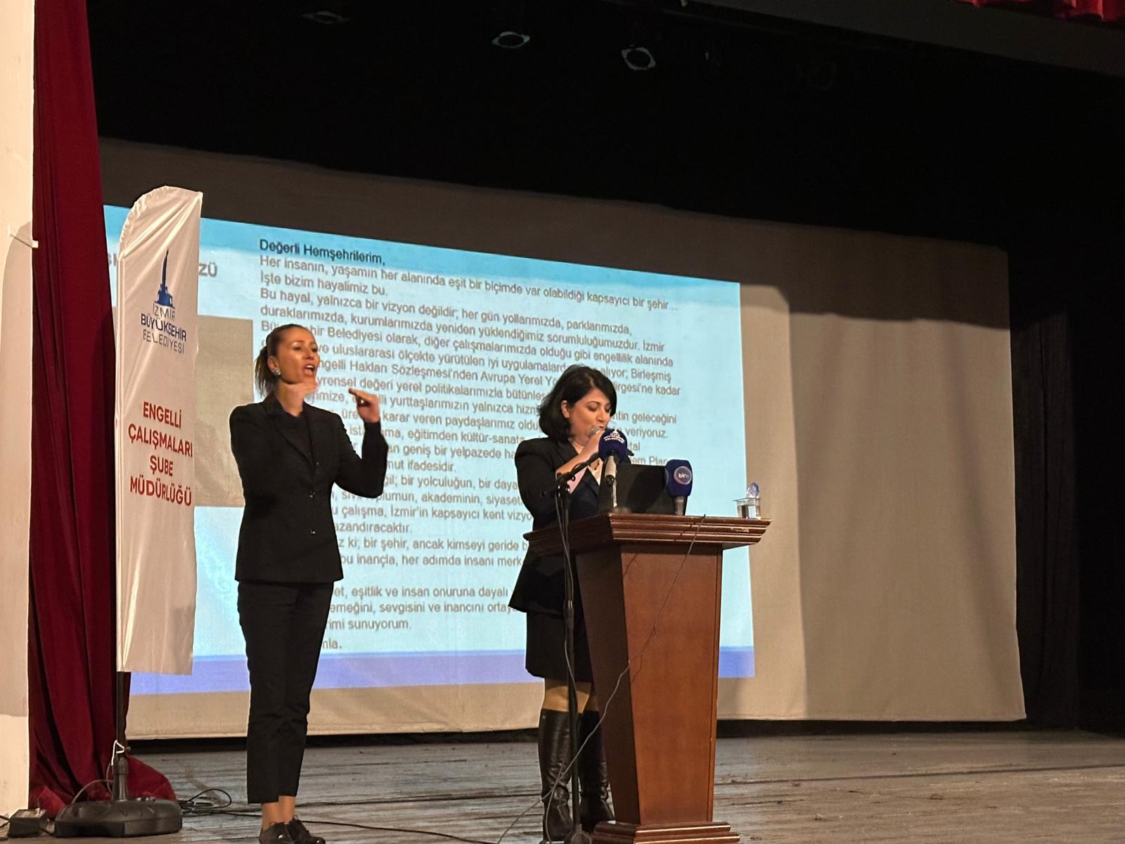 Engelliliği çevresel ve sosyal eşitsizliklerle birlikte ele alan Engelli Hizmetlerine