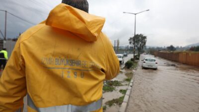 Karaburun, Foça, Çeşme ve Dikili’de etkili olan kuvvetli yağış sonrası