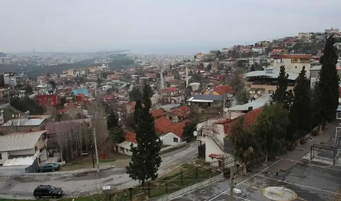 CHP İzmir İl Başkanı Çağatay Güç, Karabağlar'daki 540 hektarlık kentsel