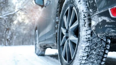 Ulaştırma ve Altyapı Bakanlığı, ticari araçlarda kış lastiği uygulamasını 15