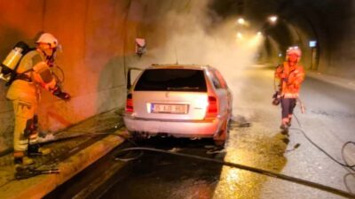 Konak Tünelleri’nde sabah saatlerinde bir araçta çıkan yangın, İzmir Büyükşehir