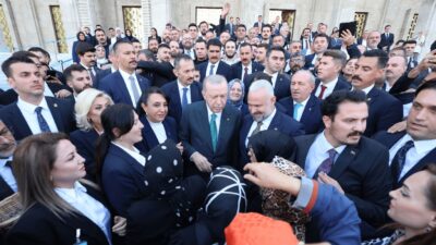 Başkan Aydın Pehlivan, Ankara ziyaretinde önce Anıtkabir’i ziyaret etti, ardından