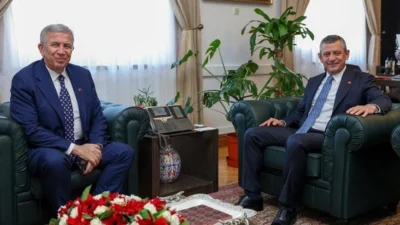 CHP Genel Başkanı Özgür Özel, Ankara Büyükşehir Belediye Başkanı Mansur