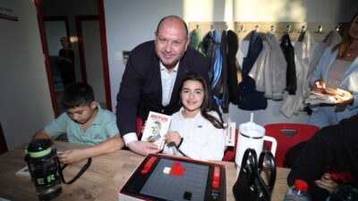 Menderes Belediyesi, Göztepe Kadın Gücü Derneği ile birlikte Çocuk Hakları