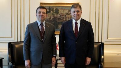 Ekrem İmamoğlu’nun açıklamalarına getirilen erişim engelleri Türkiye gündemini altüst etti.