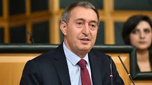 DEM Parti Eş Genel Başkanı Tuncer Bakırhan, CHP’nin İmralı’ya gitmeme