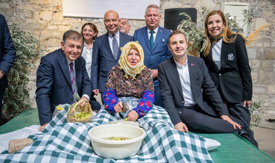İzmir Büyükşehir Belediye Başkanı Dr. Cemil Tugay, Urla’daki Zeytin ve