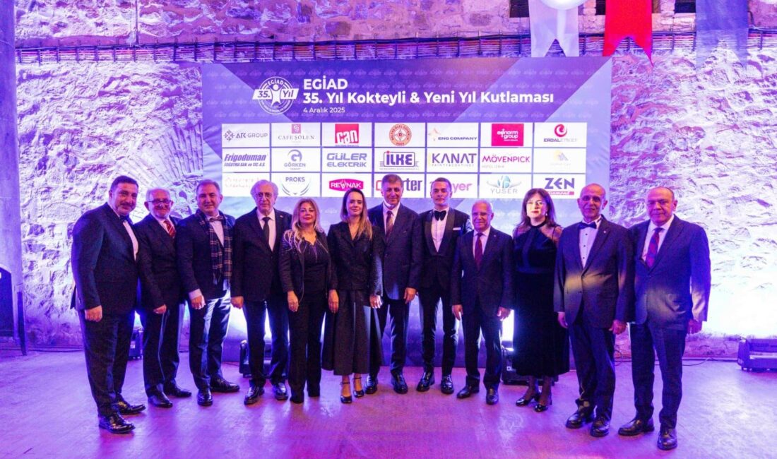EGİAD’ın 35. yıl gecesinde konuşan Tugay, “İzmir’i geleceğe birlikte taşıyacağız.