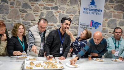 İzmir Büyükşehir Belediyesi tarafından 60 yaş ve üstü yurttaşlar için