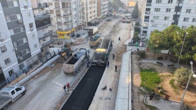 İzmir Büyükşehir Belediyesi’nin Dostluk Bulvarı bağlantı yolunda sona gelindi. Mesafe