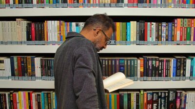 2025 verileri herkesi şaşırttı. İzmir’de kütüphane kapıları 1 yılda binlerce