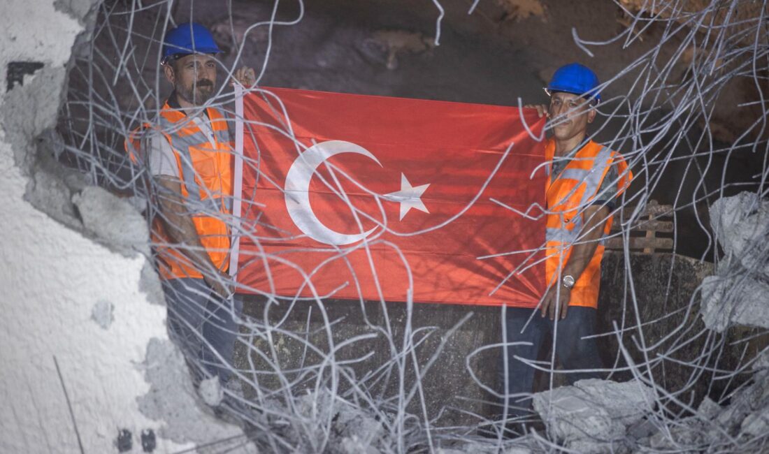 İzmir Büyükşehir Belediyesi, 2025 yılında zorlu ekonomik koşullara rağmen kentin