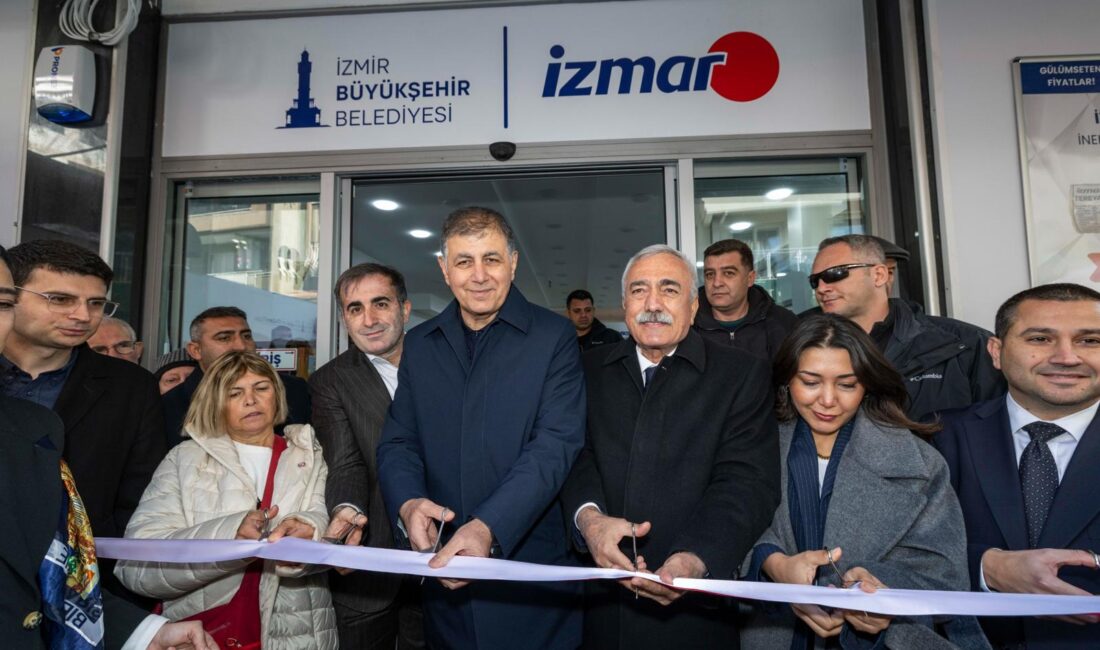 İzmir’de İZMAR fırtınası esiyor! 16 ve 17. şubelerin açılışında konuşan