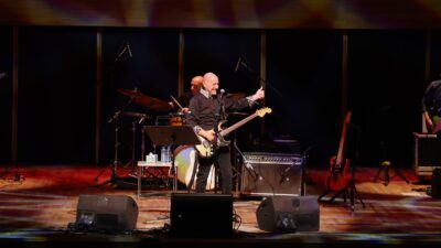 Ünlü pop ve rock grubu MFÖ’nün solistlerinden Fuat Güner, “MFÖ