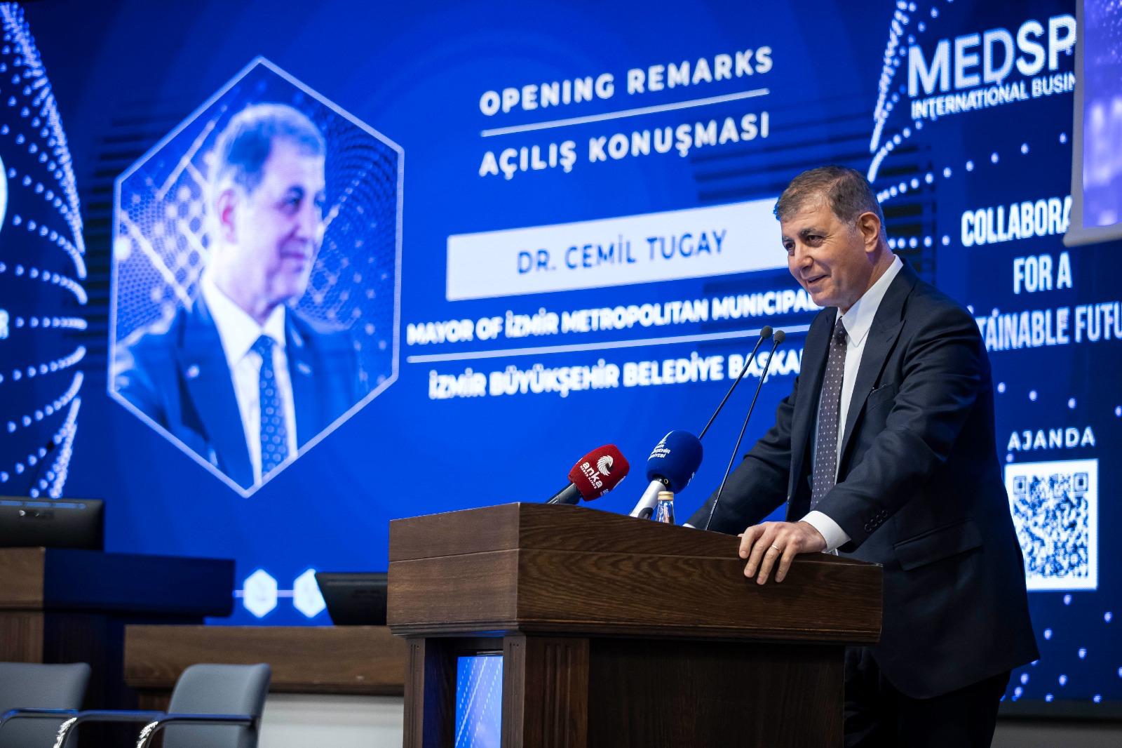 MEDSPARC Uluslararası İş Zirvesi’nde Başkan Tugay, “Kamuda dönüşüm olmadan başarı