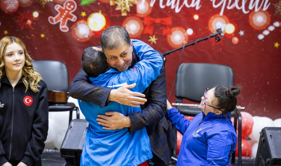 İzmir Büyükşehir Belediye Başkanı Dr. Cemil Tugay, Gençlik ve Spor