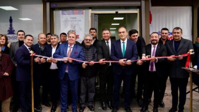 zmir Büyükşehir’in halkçı market zinciri İZMAR, yılın son halkasını Tire’de