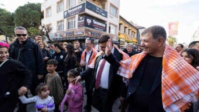 İzmir’in Seferihisar ilçesinde bu yıl 25’incisi düzenlenen Mandalina Şenliği, hem