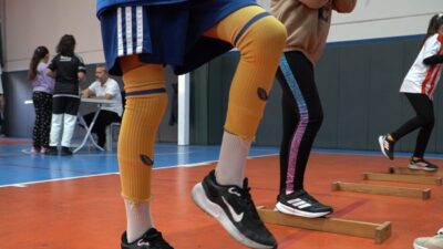 İzmir Büyükşehir Belediyesi'nin 8-10 yaş aralığındaki çocukların 12 farklı branşa