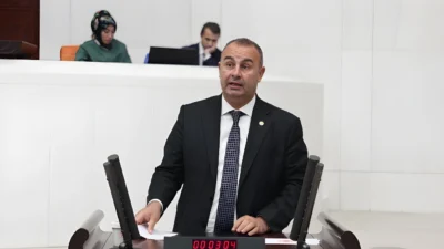 CHP İzmir Milletvekili Ednan Arslan, Milli Eğitim Bakanı Yusuf Tekin’in