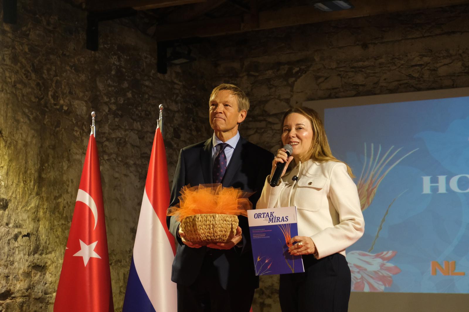 Türkiye ile Hollanda arasındaki 400 yılı aşkın kültürel ve ticari