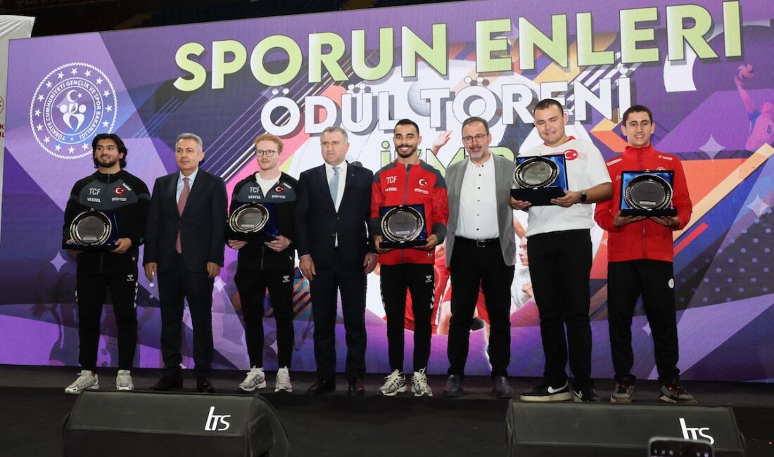 Gençlik ve Spor Bakanı Osman Aşkın Bak ve Önceki Dönem