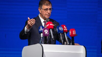 İzmir Büyükşehir Belediye Başkanı Cemil Tugay, 3 milyar TL’lik dev