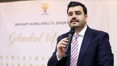 İzmir Büyükşehir Belediye Başkanı Cemil Tugay’ın "Kredilerimiz onaylanmıyor, engelleniyoruz" sözlerine