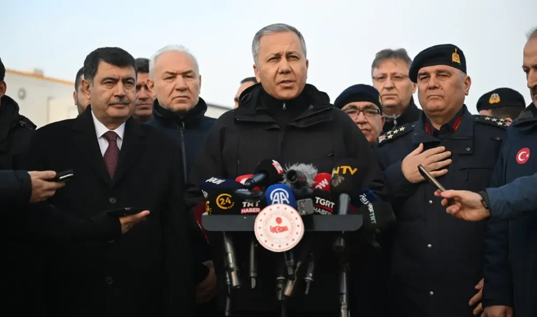 Ankara’dan Libya’nın başkenti Trablus’a gitmek üzere havalanan Falcon 50 tipi