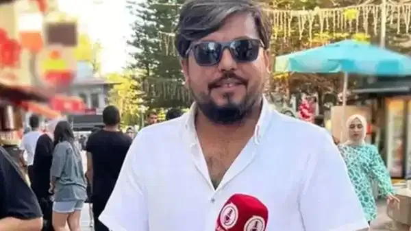 İlave TV isimli YouTube kanalında sokak röportajları yapan Arif Kocabıyık
