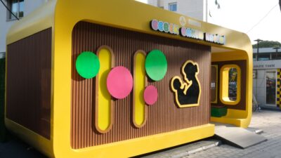 Menemen Belediyesi, bebekli annelerin şehir içinde yaşadığı en temel sorunlardan