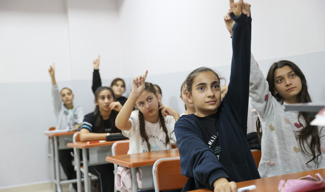 Buca Belediyesi Gediz Etüt Merkezi’nde çocuklar ve yetişkinler için açılan