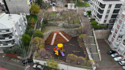 Buca Belediyesi’nin, ilçedeki yeşil alanları vatandaşlara daha konforlu sosyal alanlar