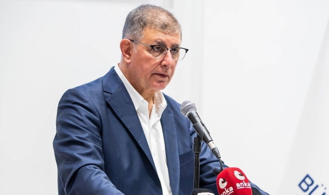 İzmir Büyükşehir Belediye Başkanı Cemil Tugay, belediye şirketleriyle yaşanan gerginliğin