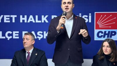 CHP İzmir İl Başkanı Çağatay Güç, Bakırçay turunda Menemen, Foça