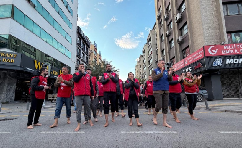 İzmir Büyükşehir Belediyesi, 8 Aralık’taki “çıplak ayak” protestosuna katılan işçiler
