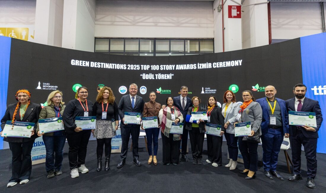 İzmir Büyükşehir Belediye Başkanı Dr. Cemil Tugay, TTI İzmir Fuarı