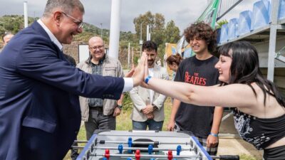 İzmir Büyükşehir Belediyesi’nin genç odaklı vizyonu, binlerce gencin hayatına doğrudan