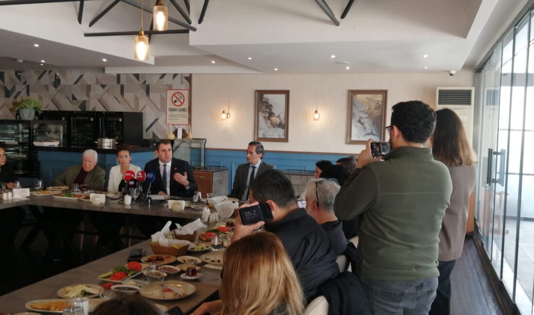 CHP İzmir İl Başkanı Çağatay Güç, Adalet ve Kalkınma partili