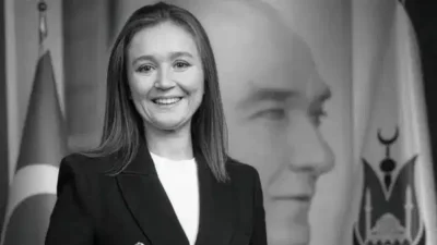 Manisa’nın ilk kadın Belediye Başkanı Gülşah Durbay’ın vefatıyla yasa boğulan