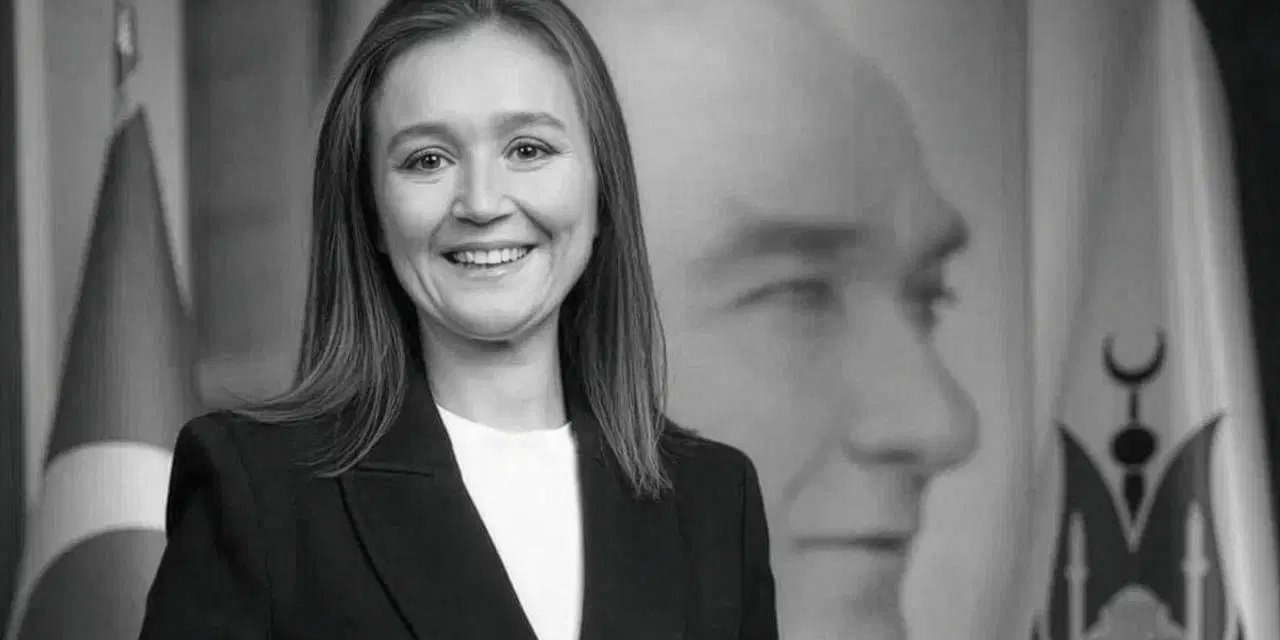 CHP’li Şehzadeler Belediye Başkanı Gülşah Durbay’ın vefatının ardından belediye meclisi